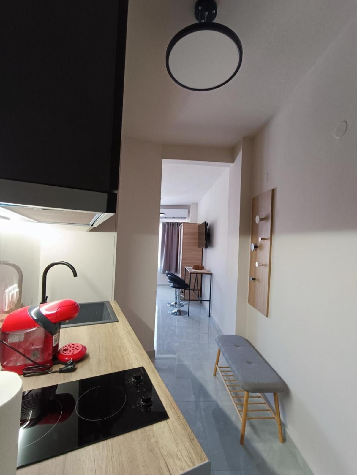 Central Studio In Veria Экстерьер фото