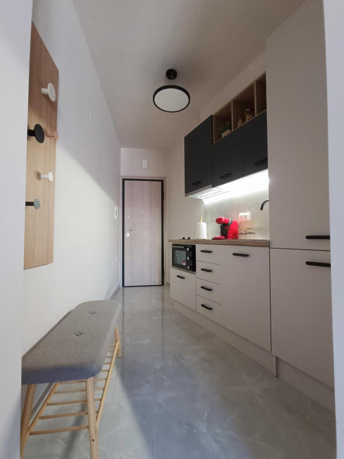 Central Studio In Veria Экстерьер фото