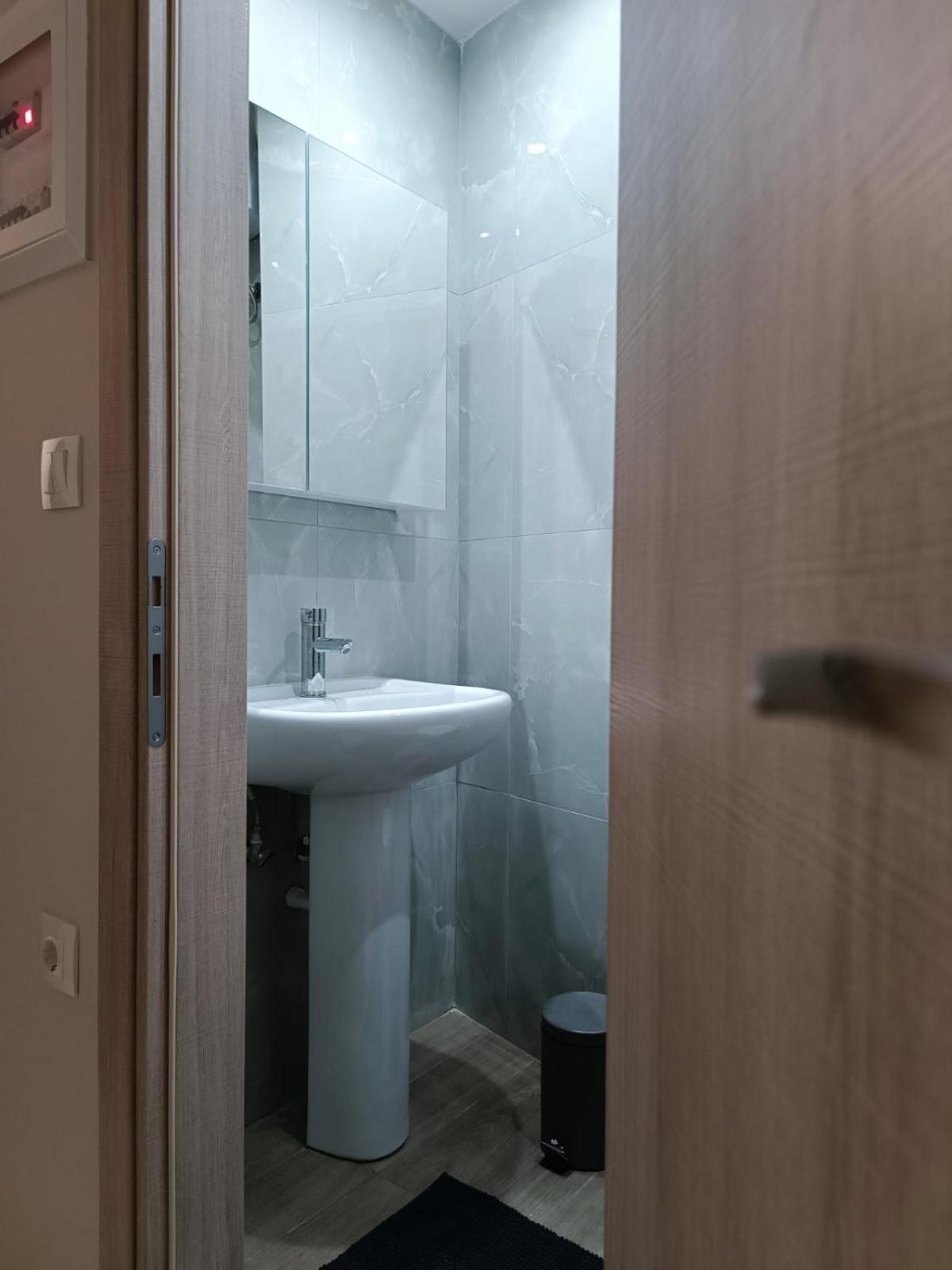 Central Studio In Veria Экстерьер фото