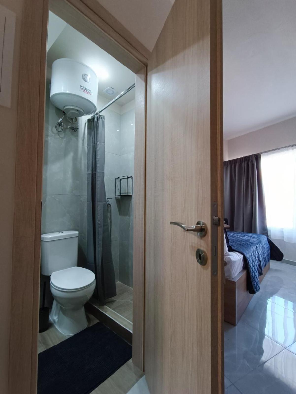 Central Studio In Veria Экстерьер фото